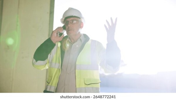 <b>多功能运动场地建设服务</b>