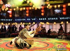 沉浸式演艺加持 淄博烧烤经济升